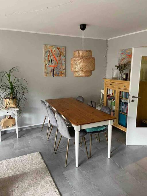 Stylische Maisonettewohnung Stadionnaehe,Wald,Westfalenhalle Dortmund Buitenkant foto