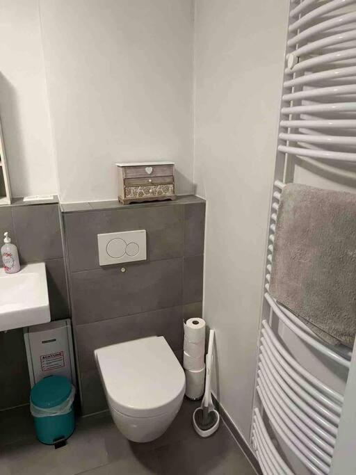 Stylische Maisonettewohnung Stadionnaehe,Wald,Westfalenhalle Dortmund Buitenkant foto